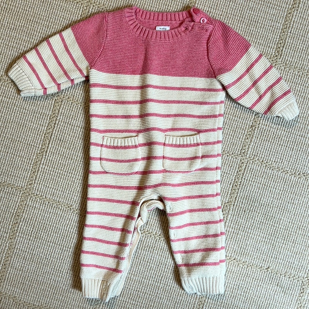 Baby gap sweater onesie